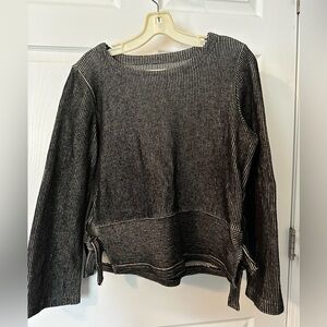 Striped Long Sleeve black and white Top